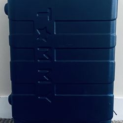 Hard Shell Suitcase 
