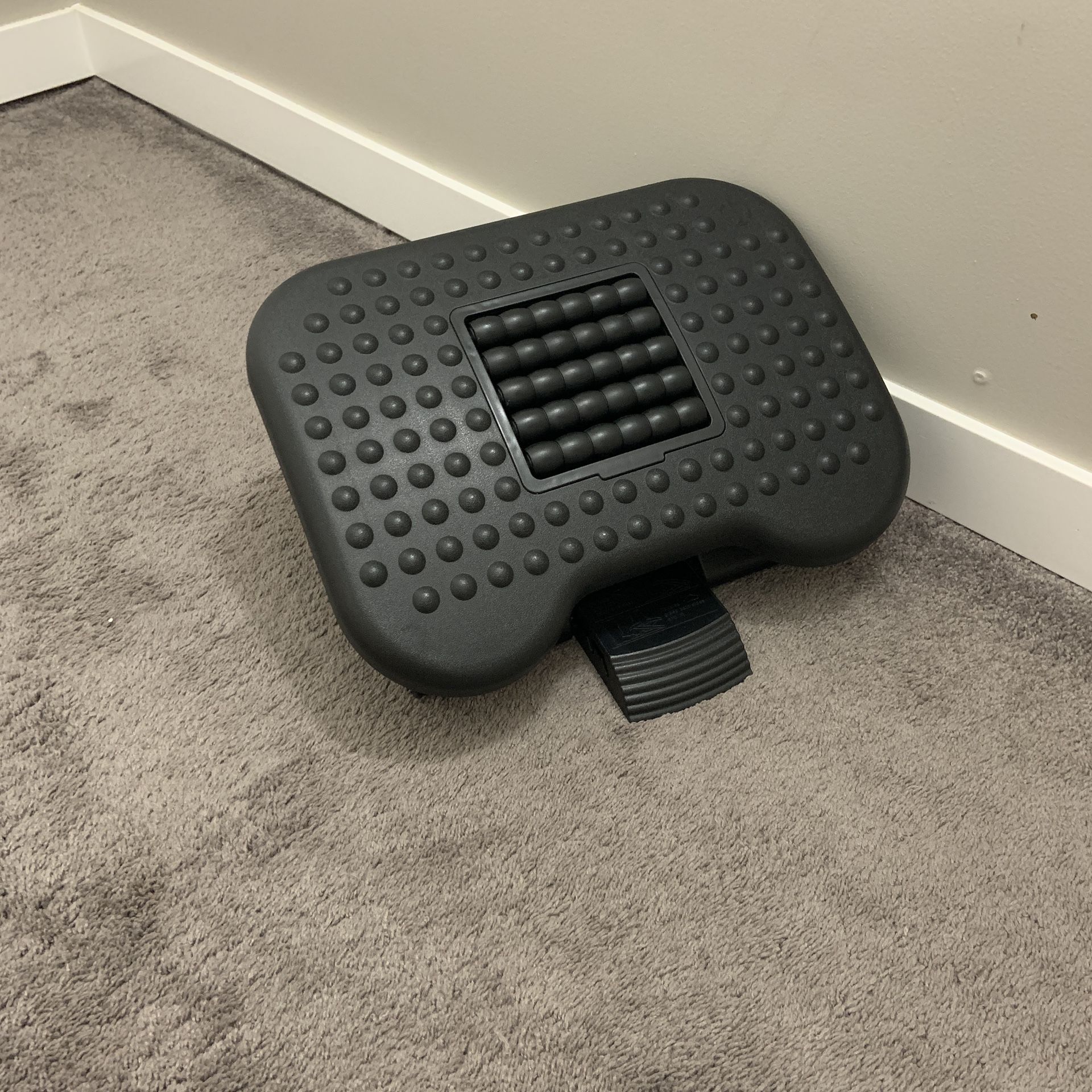 Adjustable Under Desk Footrest with Massage Surface