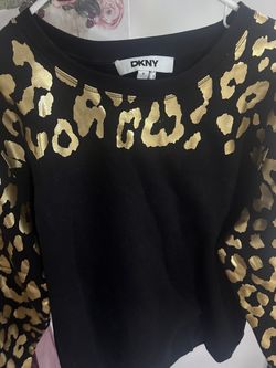Dkny L spring sweater $10 worn once