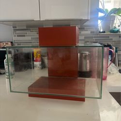 5+ Fish tanks and accessories