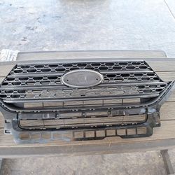 2020-2023 Ford Explorer Grille