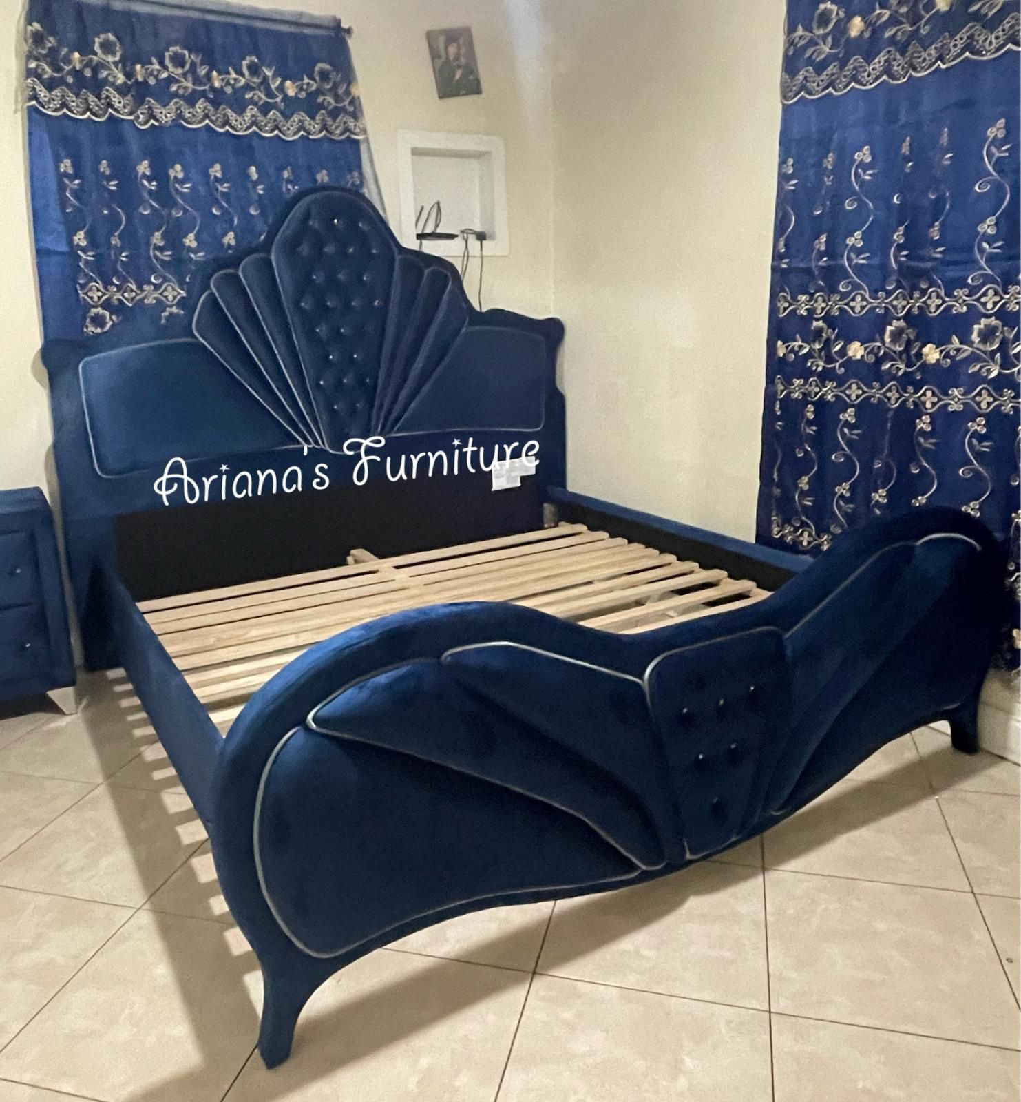 New Queen Bed Dresser Mirror Nightstand