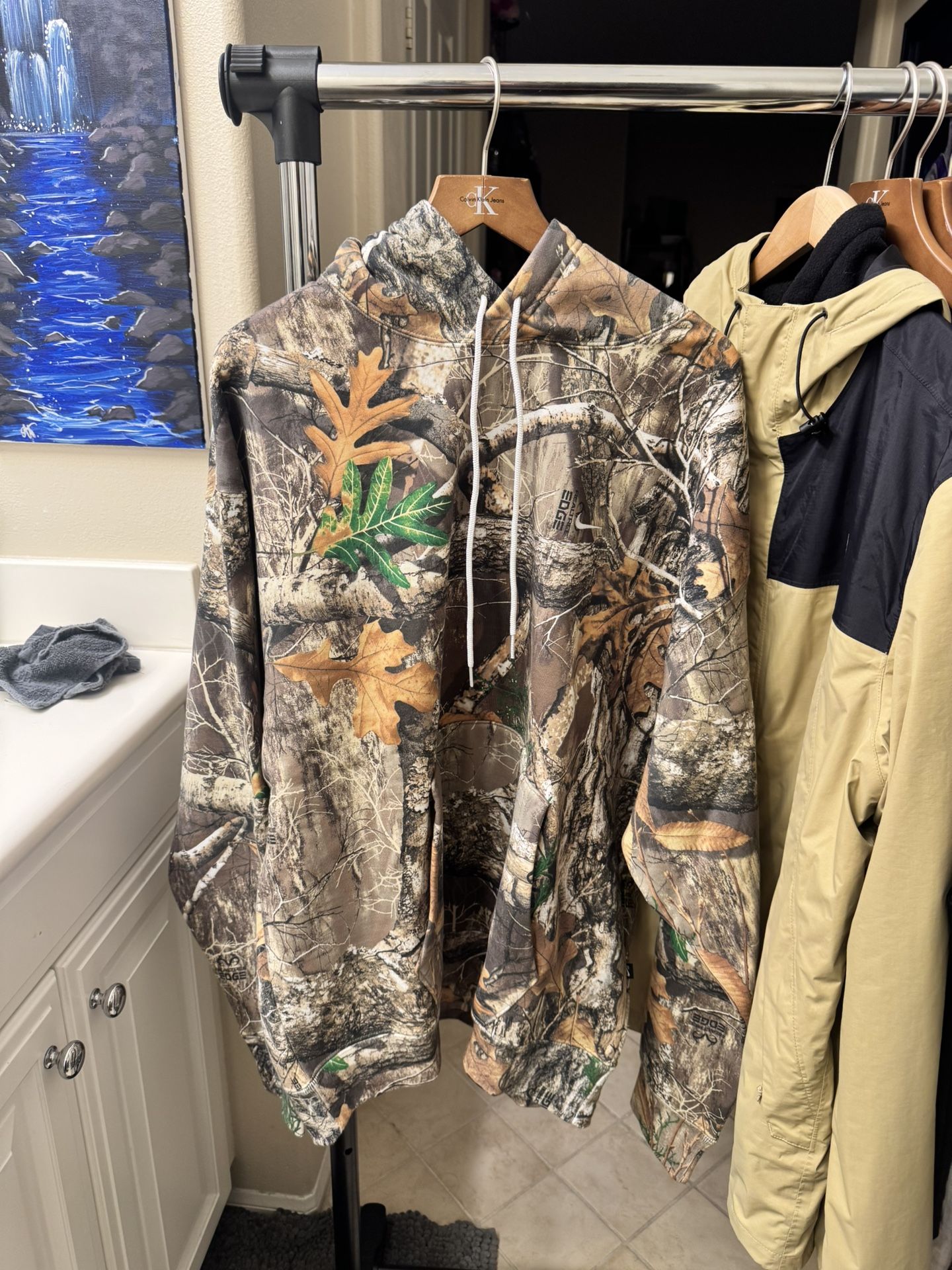 Men’s Nike Camo Hoodie New No Tags XL