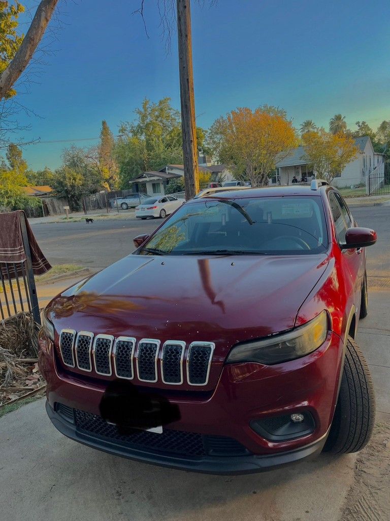 2019 Jeep Cherokee