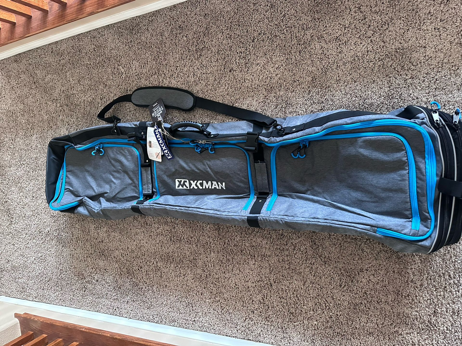 *NEW XCMAN ski/snowboard, wheeled, extendable bag and snowboard gear for the family*