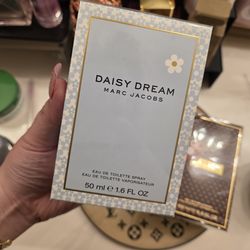 Marc Jacobs Perfume Bundle - Daisy Dream (50ml) & DOT (100ml) - NEW & SEALED