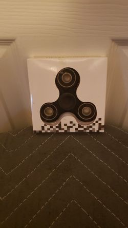 Fidget spinner