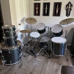 Pearl Export Drums