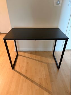 Compact Desk and Chair Combo for Office or Bedroom - Great Condition!