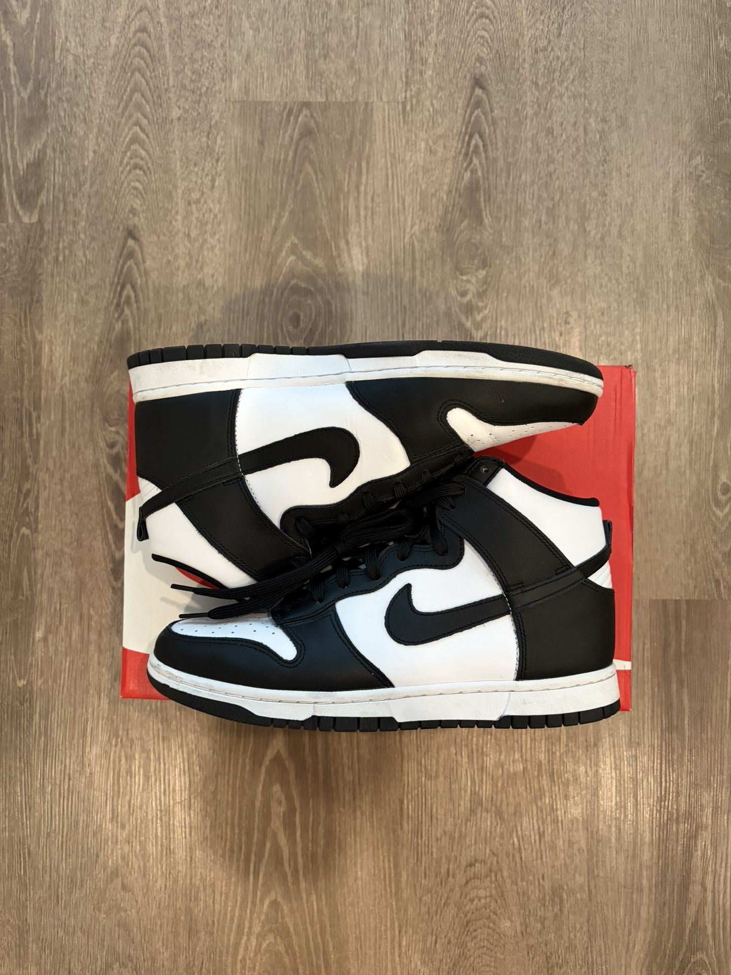 Nike Dunk Panda 8.5M / 10W