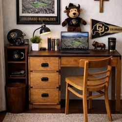 Solid Wood Desk + Chair – Compact Size – Excellent Condition