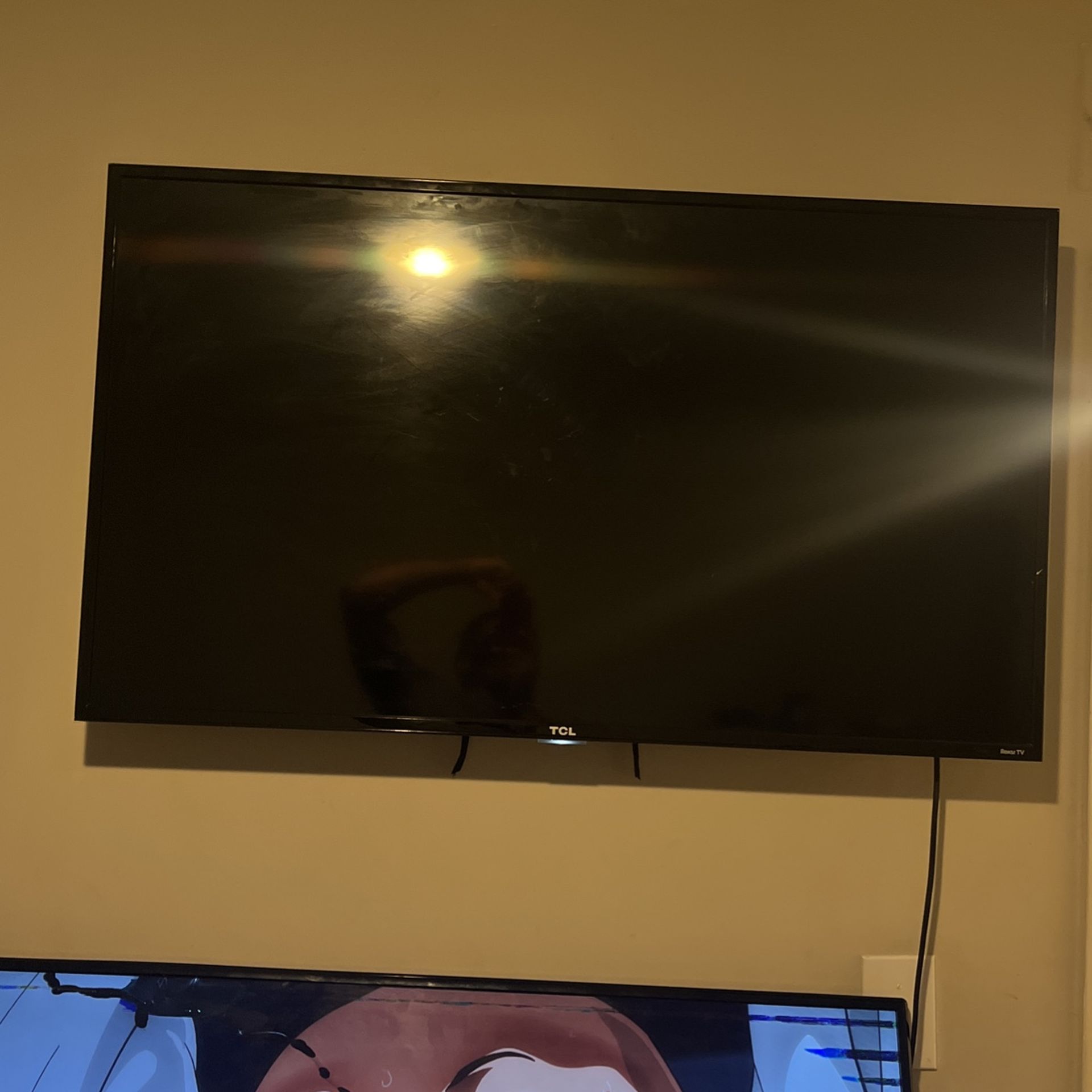 49” TCL ROKU TV