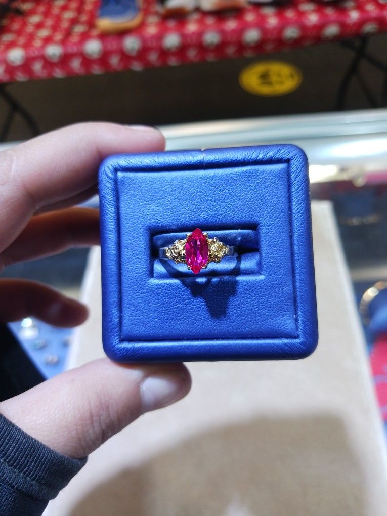 10k Gold Women Ring