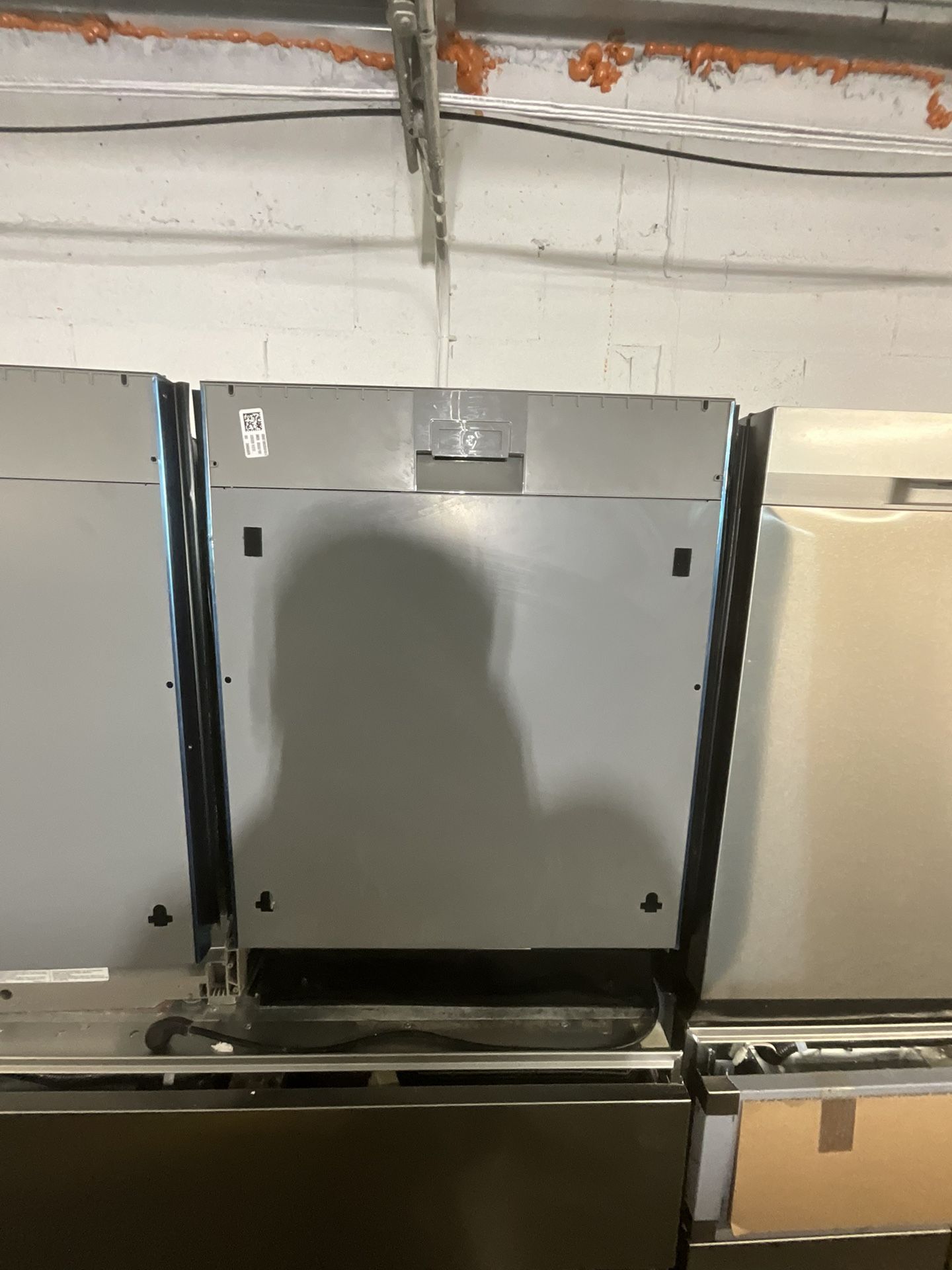 Thermador Dishwasher DWHD640EPR/27 – Panel Ready – Open Box