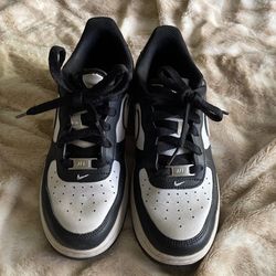 Women’s Nike Air Force 1 Size 5 1/2