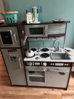 KidKraft Uptown Espresso Play Kitchen