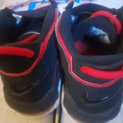 Nike air size 5.5y
