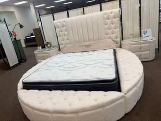 Cama Queen redonda con almacenamiento