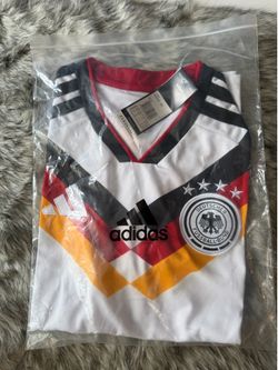 Germany World Cup jersey size medium World Cup patches
