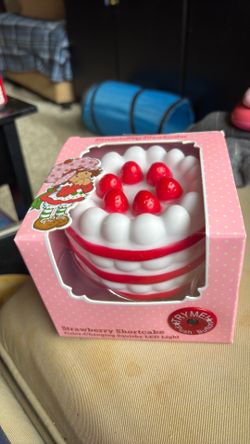 Strawberry shortcake, squishy LED light changes colors