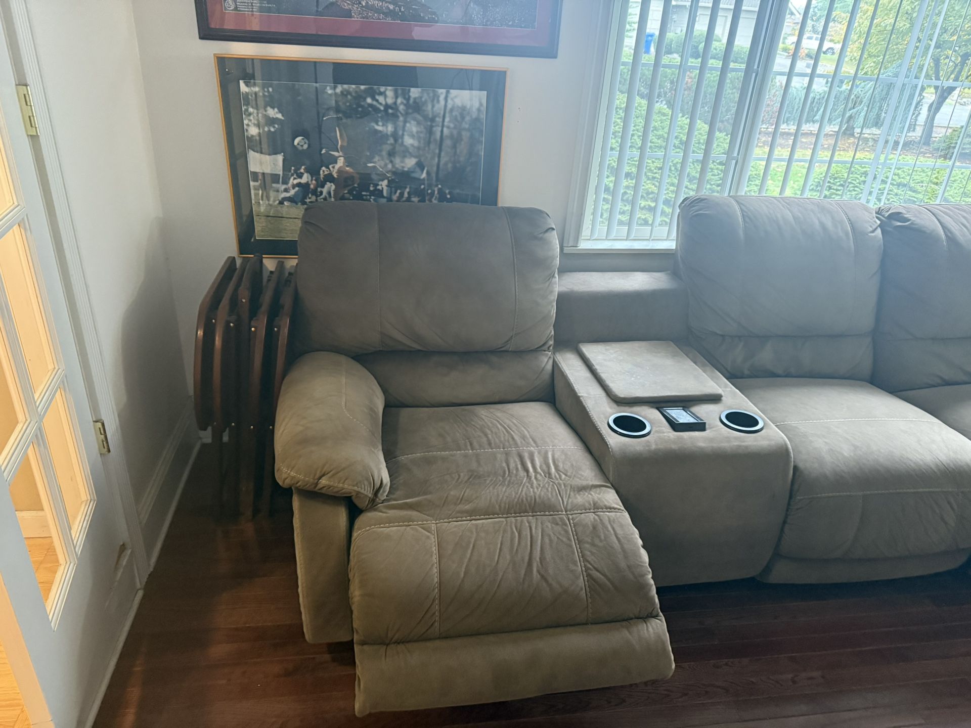 Reclining Couch With Heated And Massaging Seats.