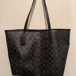 Coach Tote NWT 