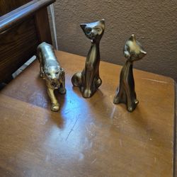 Brass Lion And 2 Cats, They Are Heavy And Beautful Decorations
