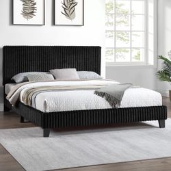 Queen Size Bed Frame / Mattress Included.      Cama Queen Size Color Negra / Colchon Incluido 