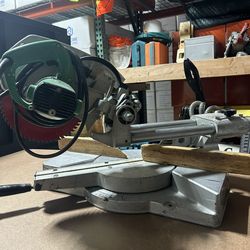 Hitachi  7  1/2 Compound  Saw with Slide