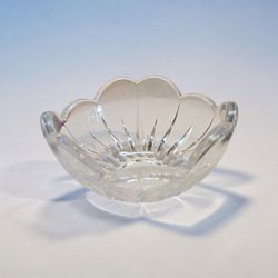 Mikasa Lead Crystal Scalloped Edge Bowl, 6 inch