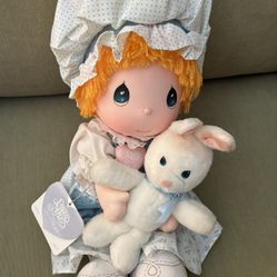 VINTAGE/COLLECTIBLE PRECIOUS MOMENTS “PIRI” DOLL 