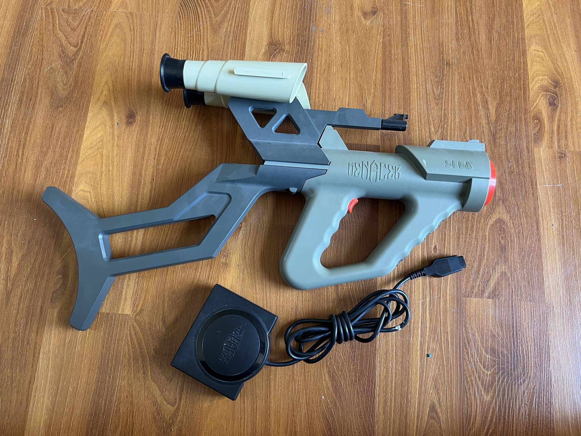 Sega Menacer with Receiver