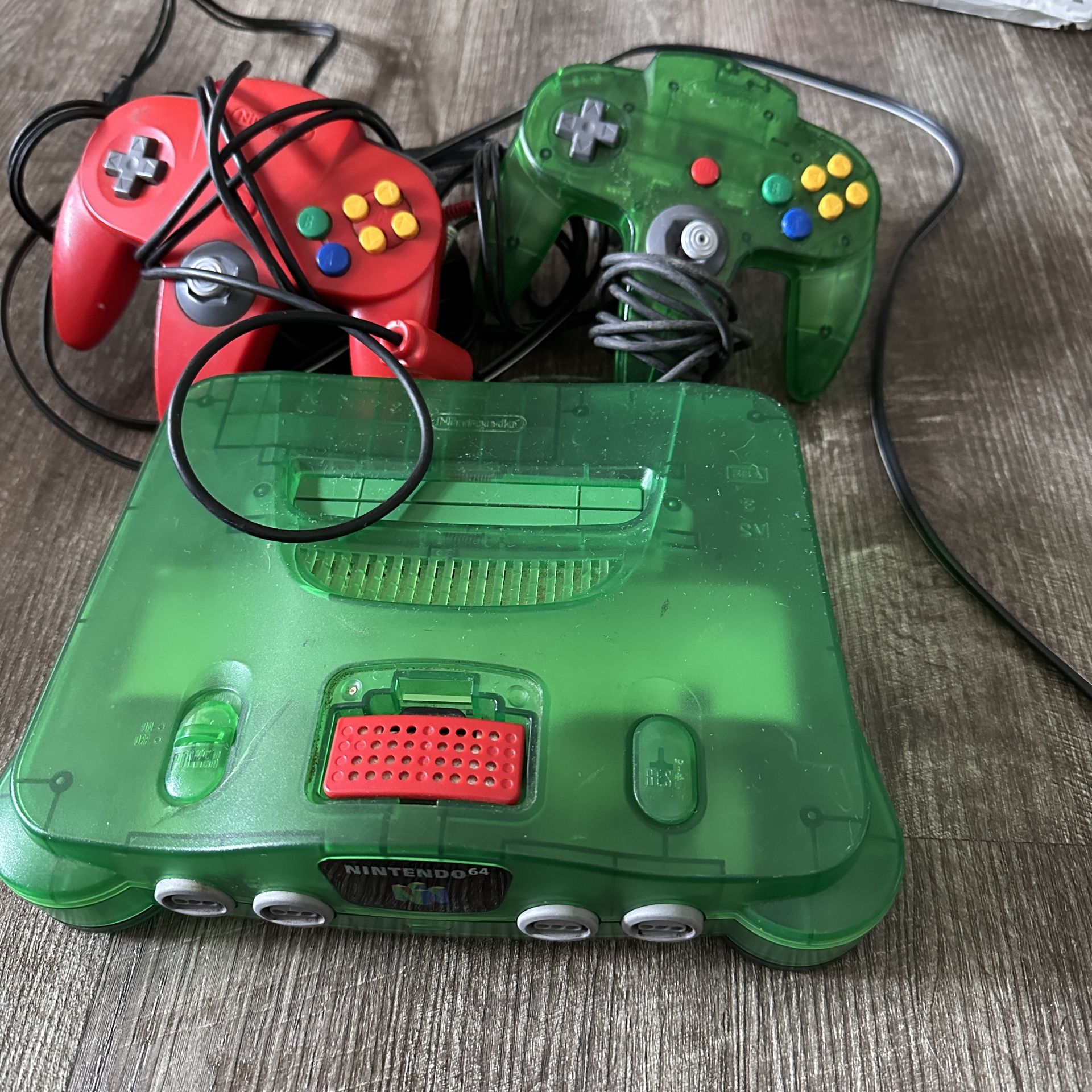 Nintendo 64 Donkey Kong Game Console Bundle - Jungle Green