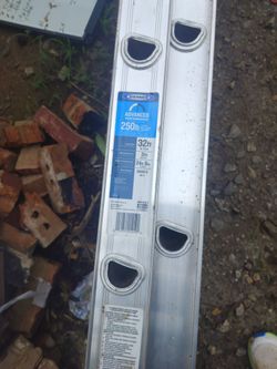 Werner 32ft aluminum extension ladder