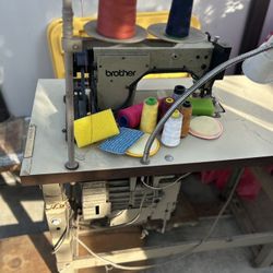 Industrial Sewing Machine