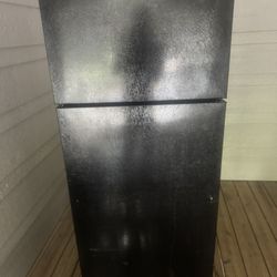 Refrigerator (GE)