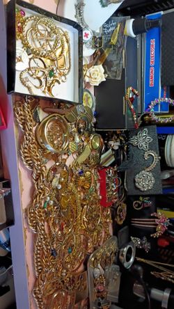 Huge jewelry lot , and yes it does have gold and silver in them... These won't last long first come first served and you won't believe how much jewelr