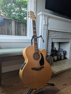 Takamine EG523SC Jumbo Acoustic-Electric Guitar