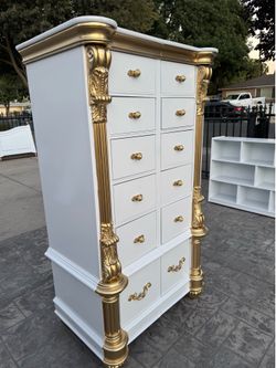 Wooden Elegance Dresser