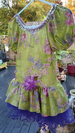 Beautiful Little Girls Leotard dress with gorgeous colors and sparkle! Size 5-6