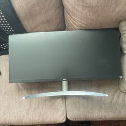 LG Monitor