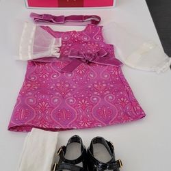 AMERICAN GIRL JULIE BEFOREVER HOLIDAY OUTFIT NIB NO DOLL RETIRED