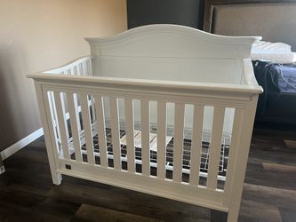 Baby Crib 