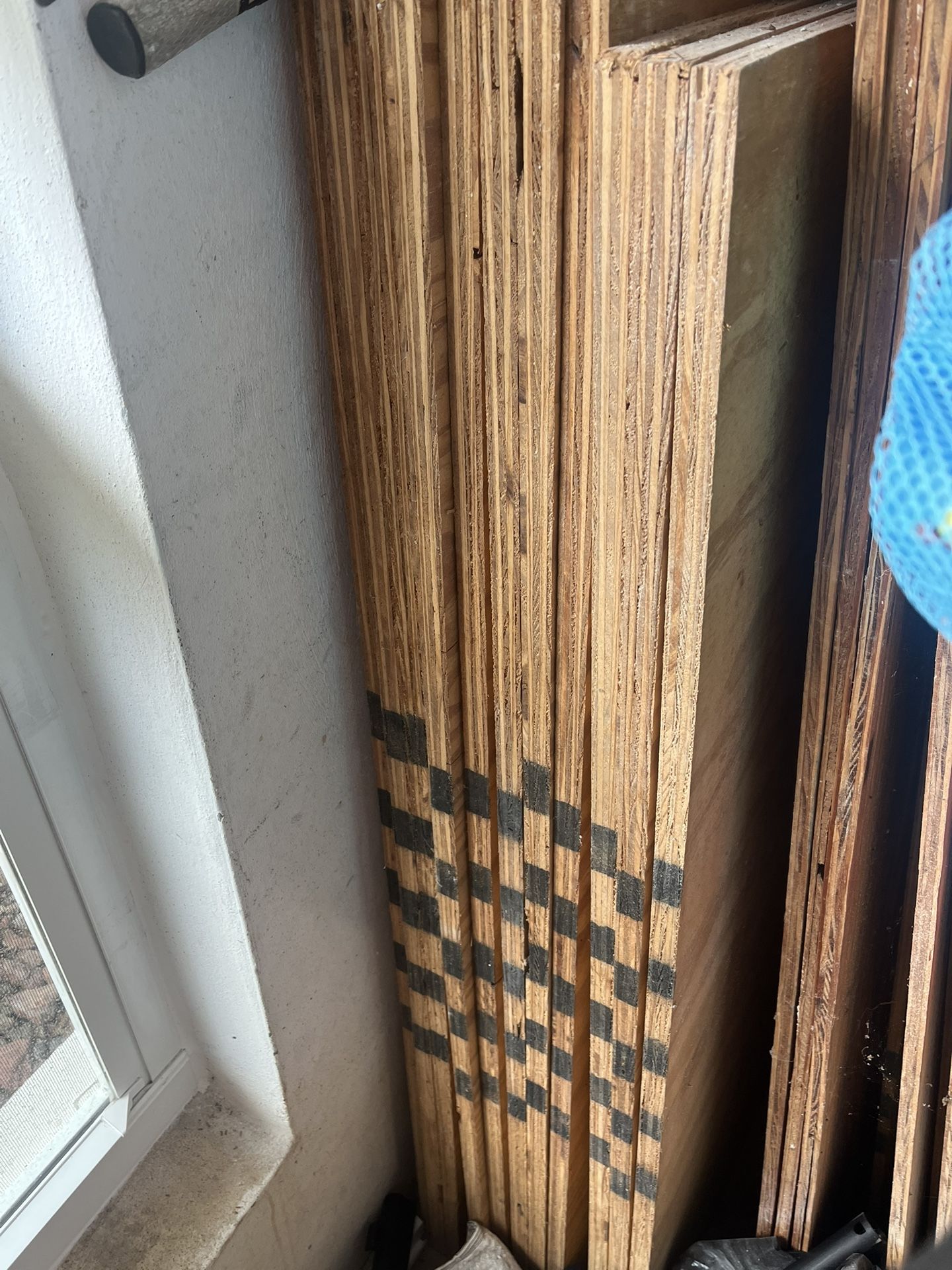 Plywood (11 Sheets) 5/8
