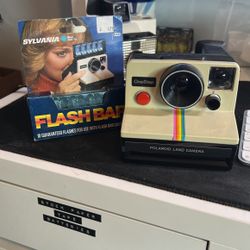 Polaroid 600 Land Camera Working And Tested With Flash Bar Included