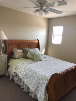 Designer Polished Wooden Bed & Frame