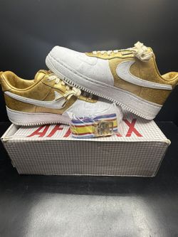 Nike Air Force Supreme Gold Medal Size 9.5 Mens