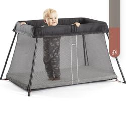 Baby BJORN travel Crib