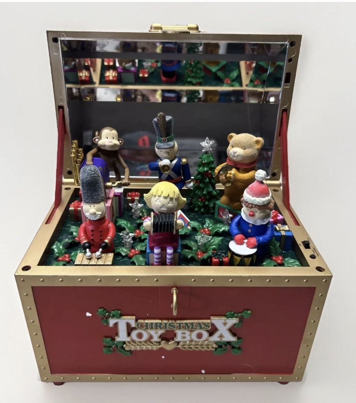 Vintage Rare Maisto Christmas Animated Toy Box Plays 12 Holiday Songs W/ Box