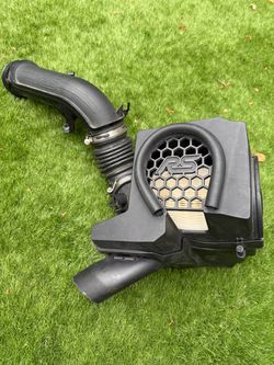 Cold air intake with filter